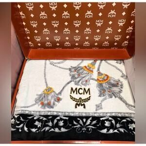 MCM 1 PIECE BATH TOWEL - NIB